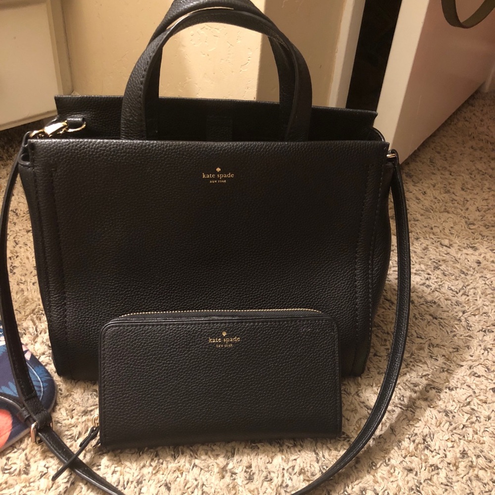 **SOLD** Kate spade ♠️ shoulder/messenger bag